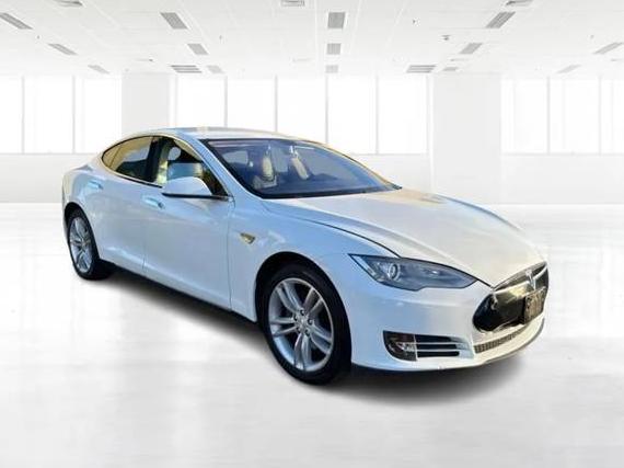 TESLA MODEL S 2014 5YJSA1S15EFP44722 image